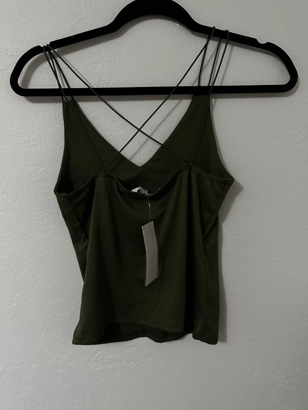 Gaze Tank Top - Picture 2 of 3